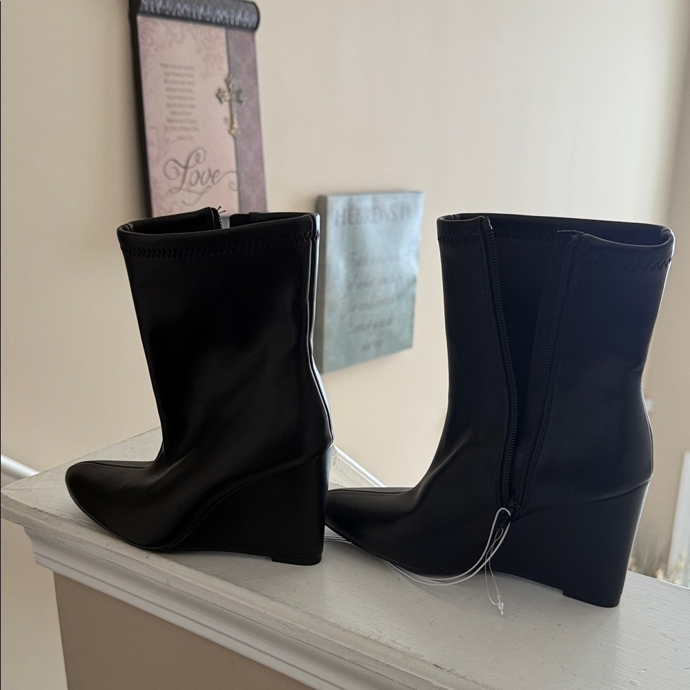 a new day Black Heeled Boots